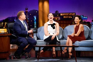 Jenna-Dewan-and-Mandy-Moore_-The-Late-Late-Show-with-James-Corden--05.thumb.jpg.e222b4cca03a22ff016f672a7959f80c.jpg