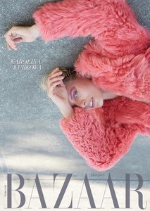 Karolina-Kurkova-Harpers-Bazaar-Cover-Photoshoot03.thumb.jpg.8b0ce8a6aecc6a8048bd9381c56299ba.jpg
