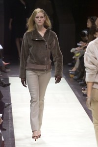 LOUIS-VUITTON-FALL-2000-RTW-33-EMILY-SANDBERG-2D3T8452.JPG