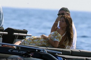 Leonardo-DiCaprio-and-Camila-Morrone16.jpg