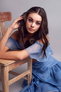 Meika-Woollard-Marissa-Alden-Melbourne-fashion-photographer-2.thumb.jpg.bf13d86c07e509be6e67e8cd67f41f41.jpg