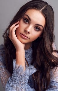 Meika-Woollard-Marissa-Alden-Melbourne-fashion-photographer-4.thumb.jpg.ccacf93c299694e54ba1d9dc10054eb9.jpg