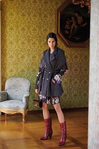 Rinascimento_Campaign-FW-2018-2019_09.jpg