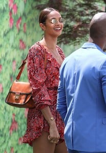 alesha-dixon-at-2018-wimbledon-tennis-tournament-final-in-london-07-15-2018-6.thumb.jpg.7fc221183d9286873c89992997935f6f.jpg