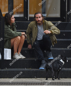 alyssa-miller-seen-walking-her-dog-new-york-america-shutterstock-editorial-3744673d.jpg