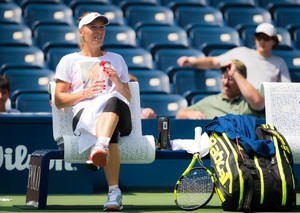 caroline-wozniacki-practice-at-the-2018-us-open-grand-slam-tennis-in-new-york-08-21-2018-0.jpg