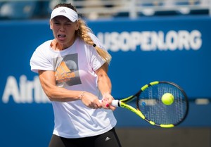 caroline-wozniacki-practice-at-the-2018-us-open-grand-slam-tennis-in-new-york-08-21-2018-1.jpg