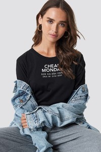 cheap_monday_perfect_tee_1063-000292-0002_01a.jpg