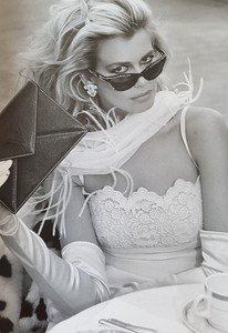 claudia-schiffer-high-quality-photoshoots_mag-scans-pic-677.jpg