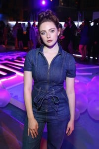 danielle-rose-russell-at-entertainment-weekly-annual-comic-con-party-in-san-diego-2.thumb.jpg.c3bde9cce5499a0e4bad04bc69ad161f.jpg