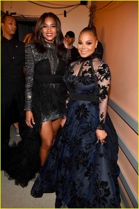 janet-jackson-black-girls-rock-2018-01.jpg