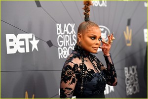 janet-jackson-black-girls-rock-2018-05.jpg