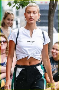 justin-bieber-hailey-baldwin-brooklyn-august-2018-05.jpg