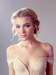 kinopoisk.ru-Skyler-Samuels-2700270.jpg