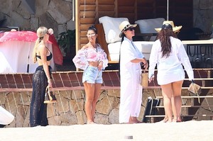 kourtney-kardashian-at-a-pool-bar-in-cabo-san-lucas-08-25-2018-0.jpg