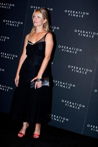 mel170818BZNimage115.jpg