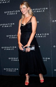 mel170818BZNimage120.jpg