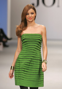 miranda_kerr_03.jpg
