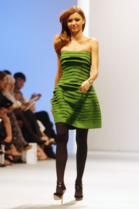 miranda_kerr_06.jpg