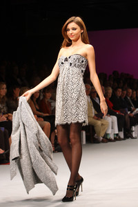 miranda_kerr_13.jpg
