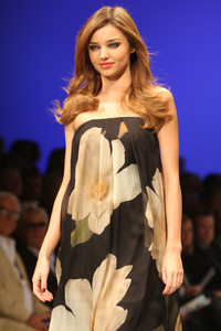 miranda_kerr_32.jpg