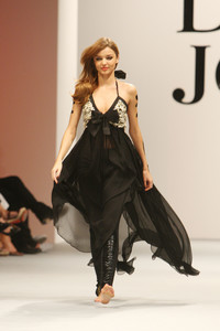 miranda_kerr_38.jpg