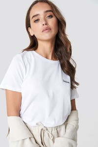 nakd_darlim_embroidery_basic_tee_1018-001711-0001_01a.jpg