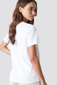 nakd_darlim_embroidery_basic_tee_1018-001711-0001_02b.jpg