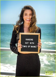 nikki-reed-discusses-health-wellness-at-toms-of-maine-natural-summer-party-05.jpg
