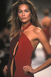 ralph-lauren-ss-1997-6.thumb.jpg.b392f386d60dc223555ca9468dc27514.jpg