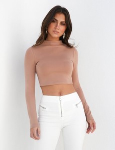 shopify_11b6f3476a9fe2bdfa487ab8ae6e239c_cameron-crop-mocha_1230x1230.thumb.jpg.ec9c890dbc2743a1f2686e961d28b842.jpg