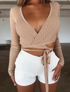 shopify_4b1063d8472f1f4a0669557881eff69b_paige-short-white_1230x1230.jpg