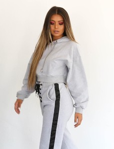 shopify_8aba536118ba551eccbc0a4d6f3b70dd_venus-jumper-grey_1230x1230.jpg