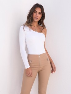 shopify_eb80c89f66a47055f77b502c54dd1864_hatty-bodysuit-white_1230x1230.thumb.jpg.293f56066a171db43f8359f54735a3fb.jpg