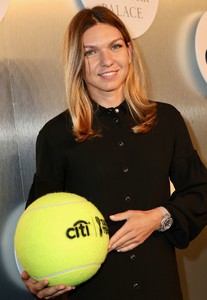 simona-halep-at-2018-citi-taste-of-tennis-gala-in-new-york-08-23-2018-2.jpg