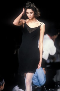 stewart-1990ss-john-galliano-ss-1990-1.jpg.0e87c7b92731c60664fa1fb44b6e44ef.thumb.jpg.84c46e59b19435730216b9c33ea149ee.jpg