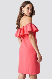 trendyol_buttoned_off_shoulder_midi_dress_1494-000841-2160_02k.jpg