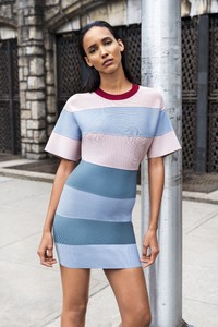 00002-Herve-Leger-spring-2019-ready-to-wear.thumb.jpg.b829b8bed77fbdcc6e8d4f7c3fa88096.jpg