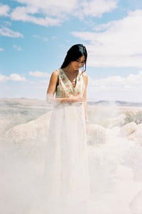 013-Eastern-Flare-Editorial-by-Ming-Nomchong-Spell-The-Gypsy-Collective.thumb.jpg.eab8207b7b0ca2daf59e3b3e3c5aaecf.jpg
