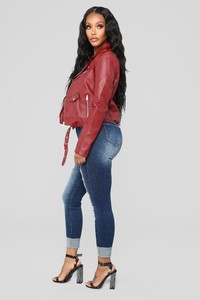 07-12-18_Studio_2_10-40-26_8654JHAA_Red0432_AG.jpg