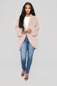 07-12-18_Studio_2_11-07-31_J1263_Taupe0443_AG.jpg