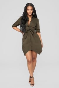 07-13-18_Studio_2_13-22-33_B10082M_Olive0428_AJ.jpg