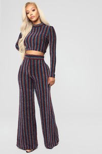 07-23-18_Studio_2_11-30-48_170931SET_MultiColor0475_NT.jpg