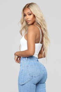 07-25-18_Studio_2_11-03_AM_AT7359_White_4309__JD.jpg