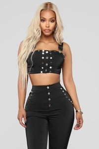 07-25-18_Studio_2_15-11-42_73248_Black0728_NT.jpg