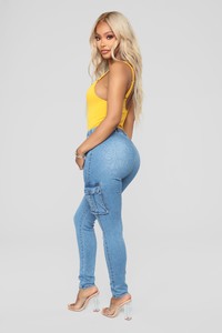 07-31-18_Studio_2_09-34-28_AT7300_Mustard0428_AB.jpg