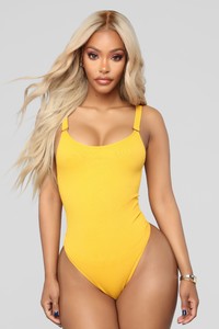07-31-18_Studio_2_09-36-14_AT7300_Mustard0436_AB.jpg