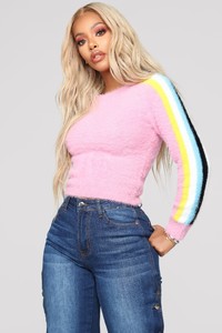 07-31-18_Studio_2_14-20-14_HVT556_Pink0518_AG.jpg