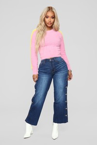 07-31-18_studio_2_14-20-04_hvt556_pink0512.jpg