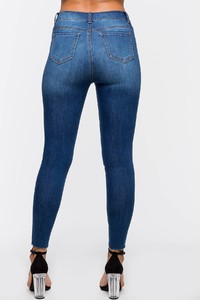 103757428_ZM_402_BACK.jpg